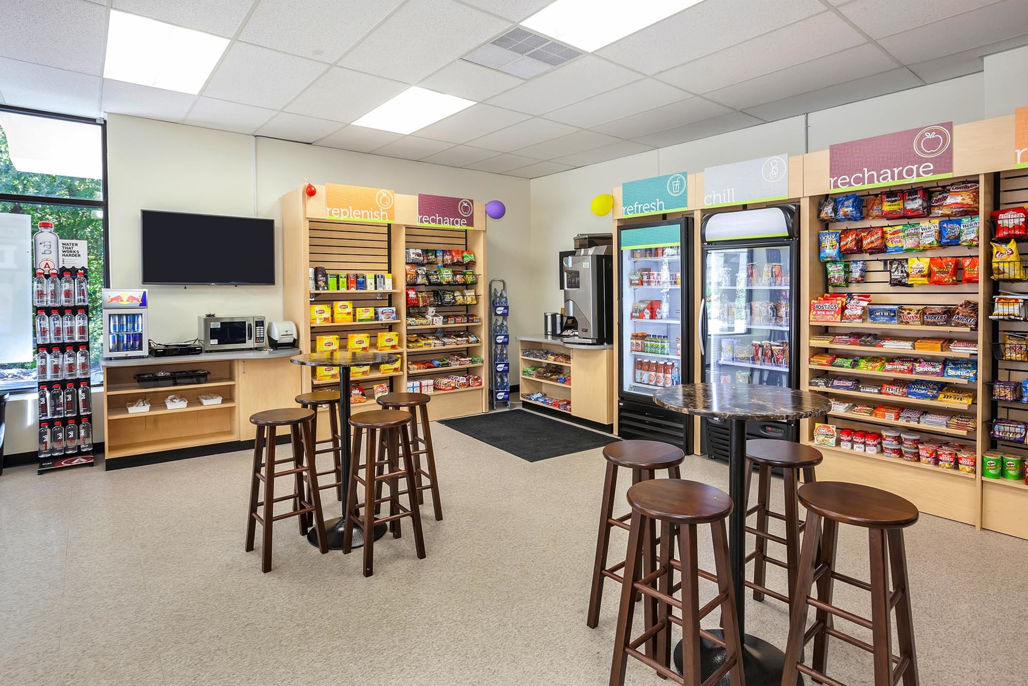 convenient store at Overlook at Flanders, Flanders, New Jersey