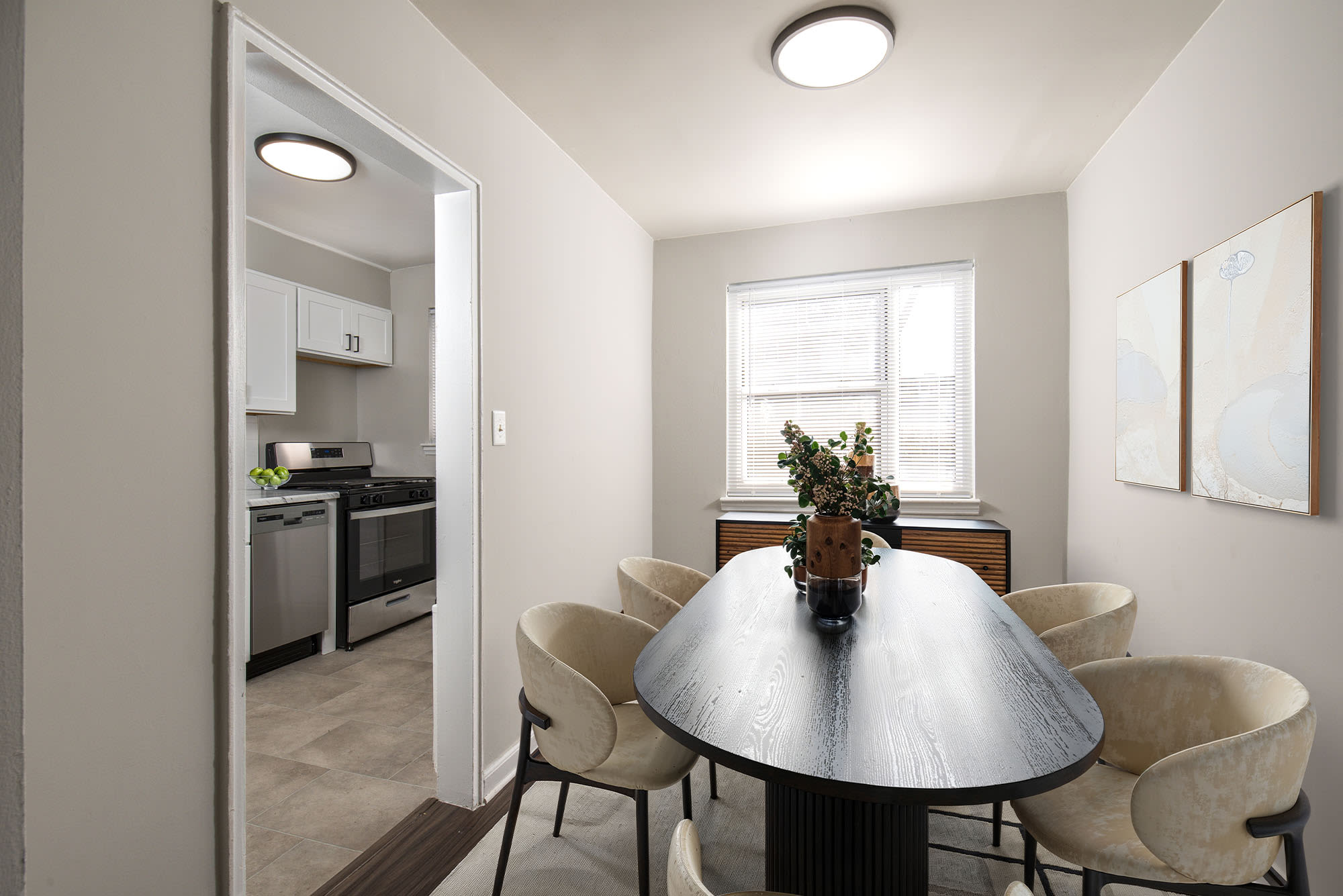 model dining room at The Woodlands in Belleville, New Jersey