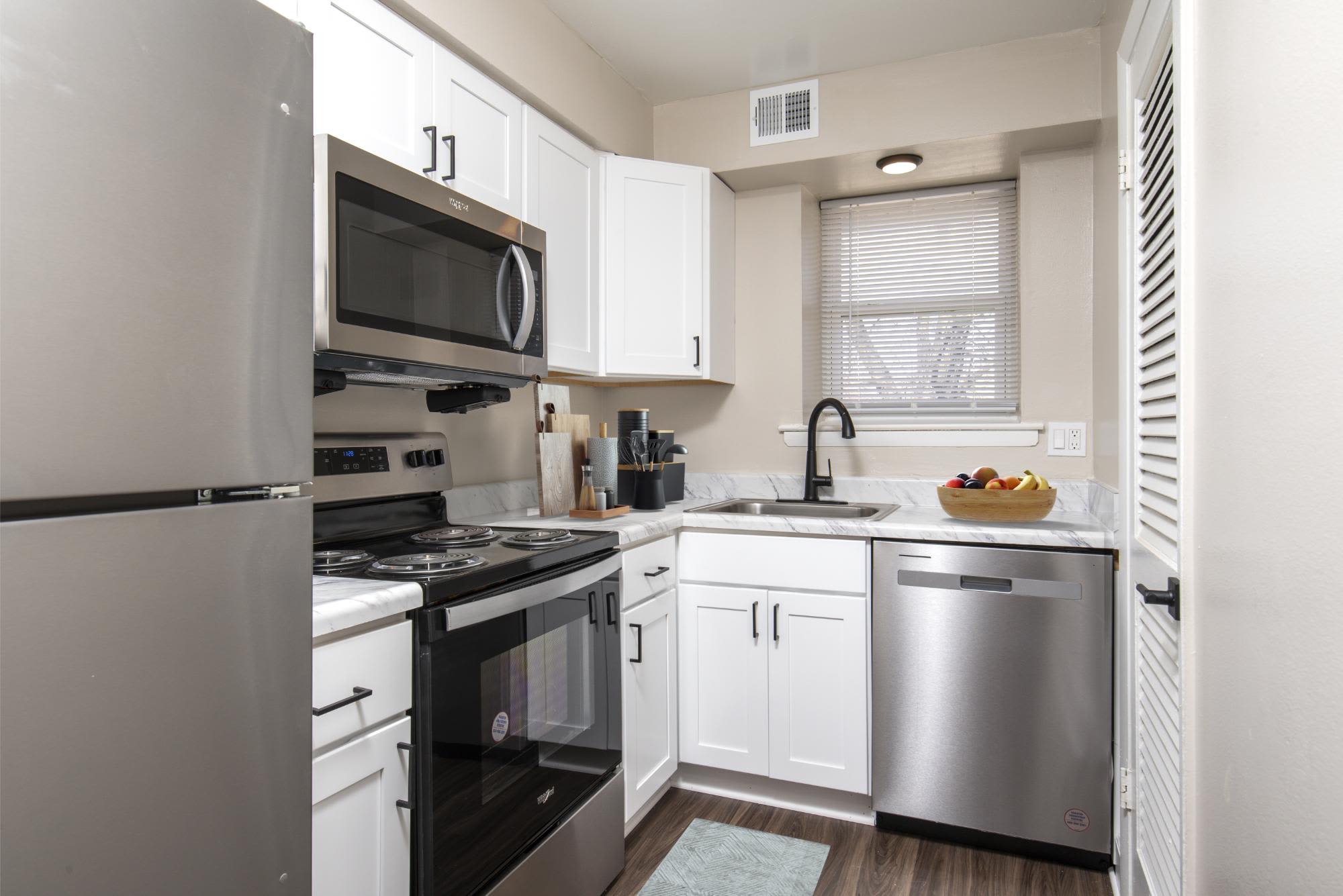 Premium Renovated Kitchen at Liberty Pointe in Newark, Delaware