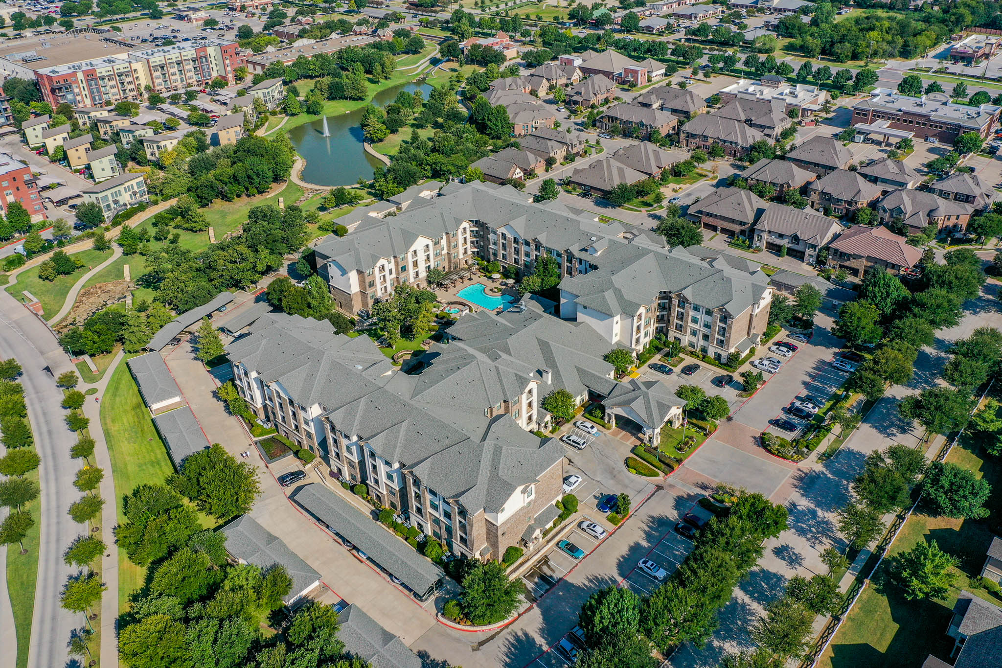 Exterior view of the entrance to our wonderful senior living community in Keller.