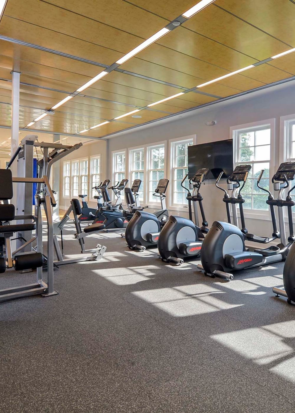 Fitness center at Overlook at Flanders in Flanders, New Jersey
