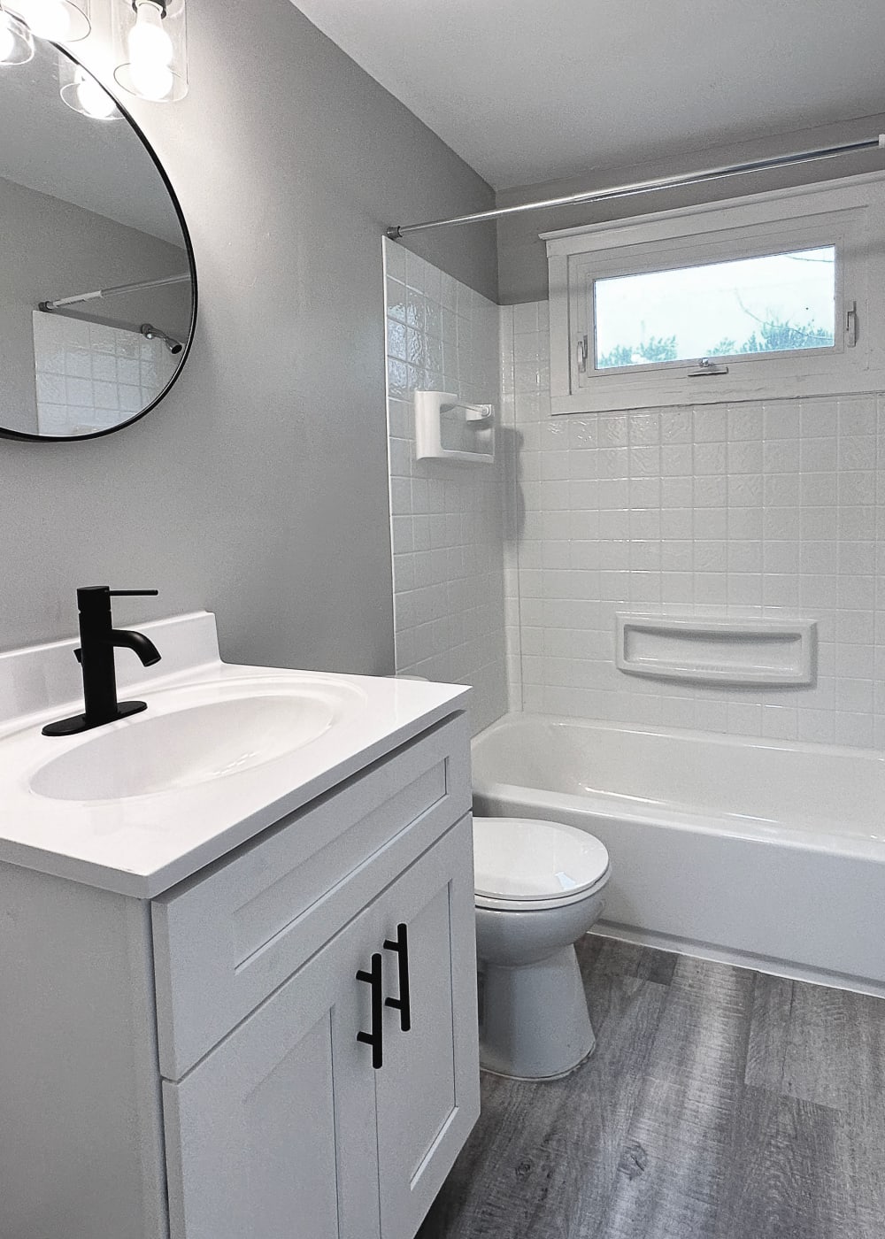 Updated bathroom at Eden Green Townhomes in Columbus, Ohio