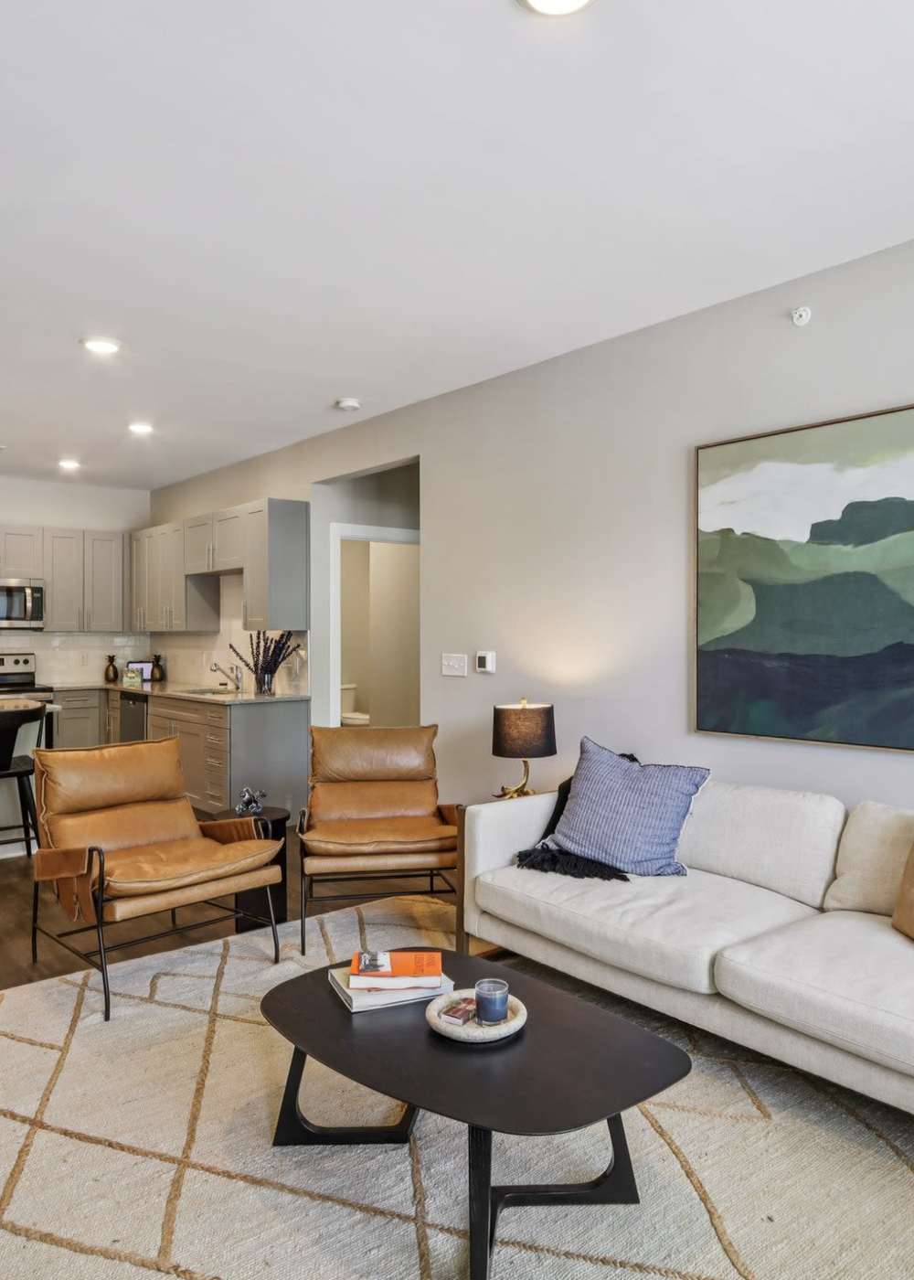 Living room with a comfortable couch at Founders Pointe Apartments in Franklin, Indiana