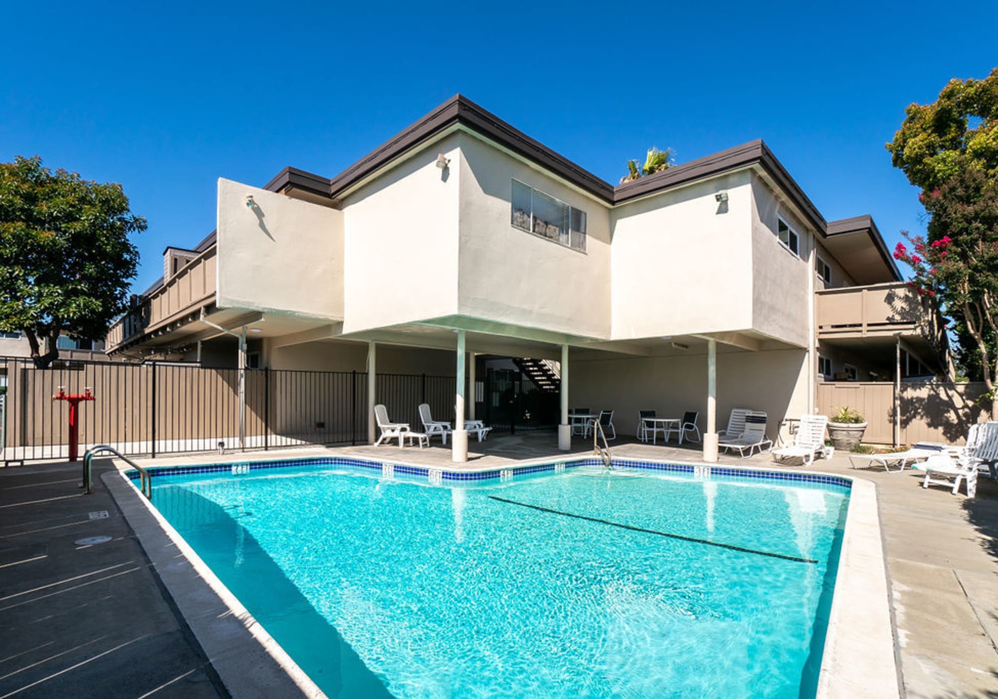 Castro Valley, California apartments at Bart Plaza