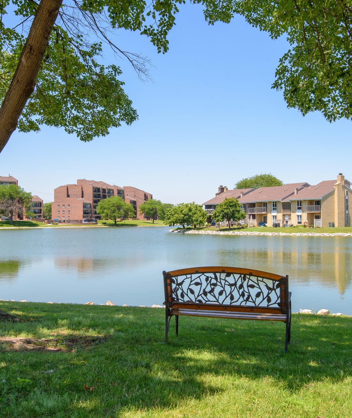 Apartments In Central Omaha Ne Regency Lakeside Apartment