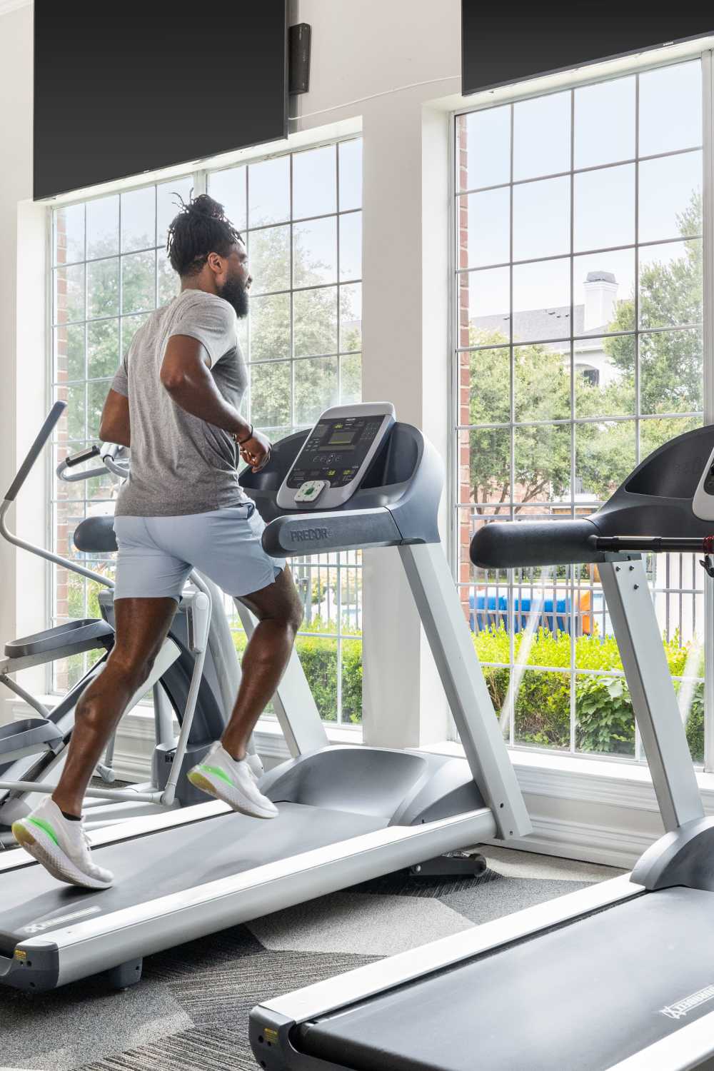 Fitness center at Breckinridge Point Apartments in Richardson, Texas  