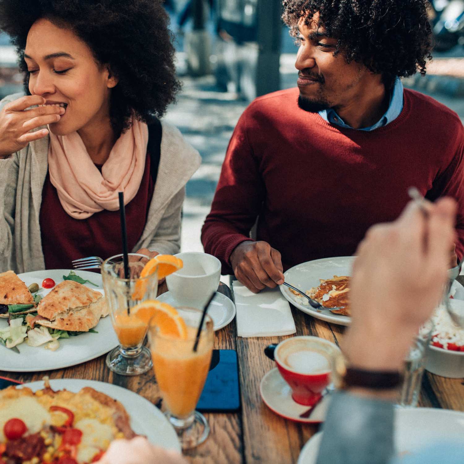 Residents eating at The Quarters at Lincoln in Lincoln, Nebraska