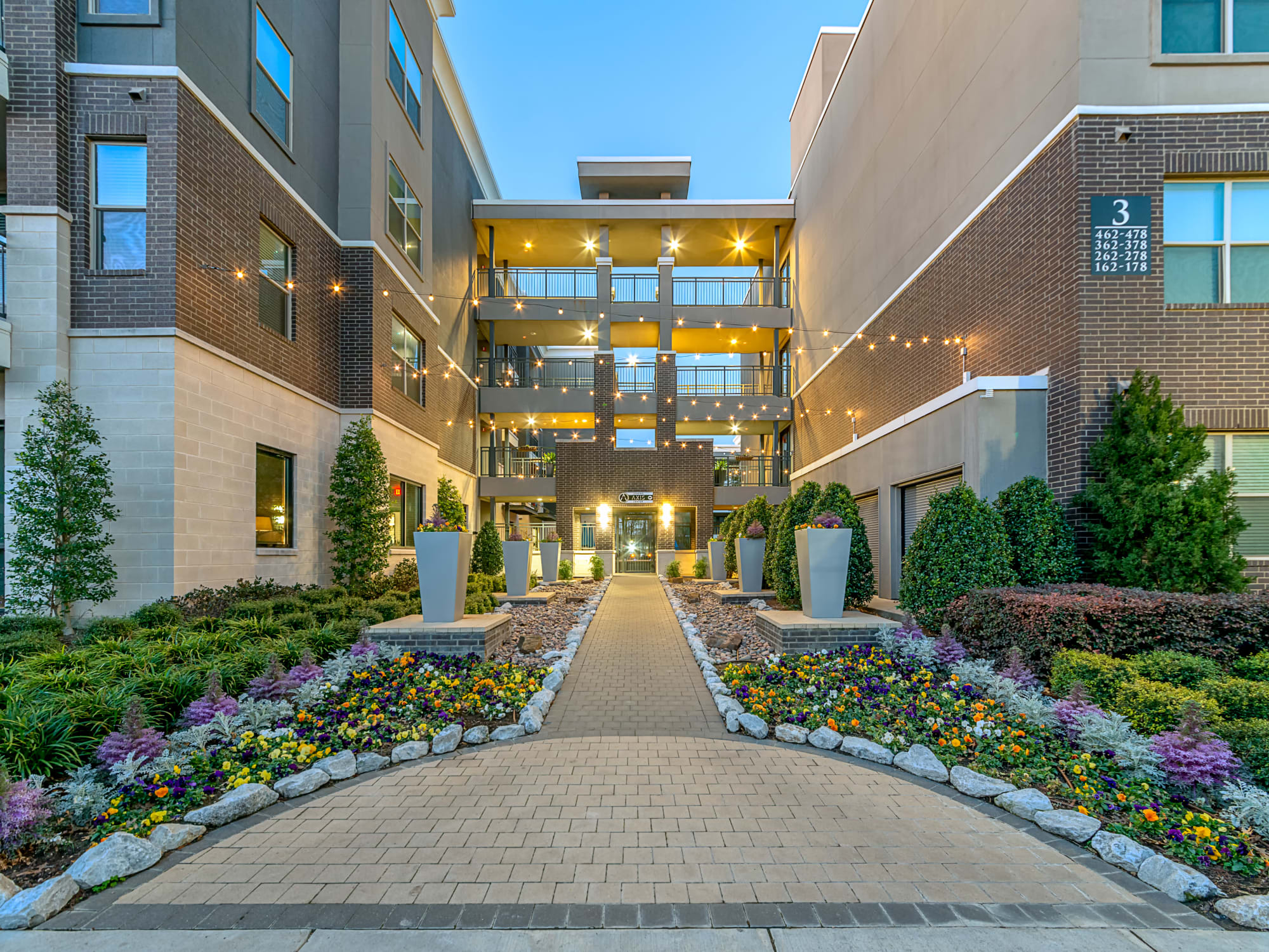 Oak Lawn Dallas TX Apartments For Rent Axis At Wycliff