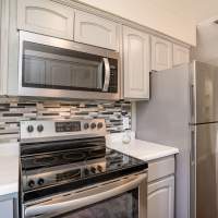 Modern kitchen at Torrey Ridge in Fresno, CA