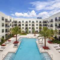 Swimming pool at Beacon 430 in Saint Petersburg, Florida