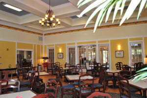 Dining room at Mariposa at Jason Avenue in Amarillo, Texas