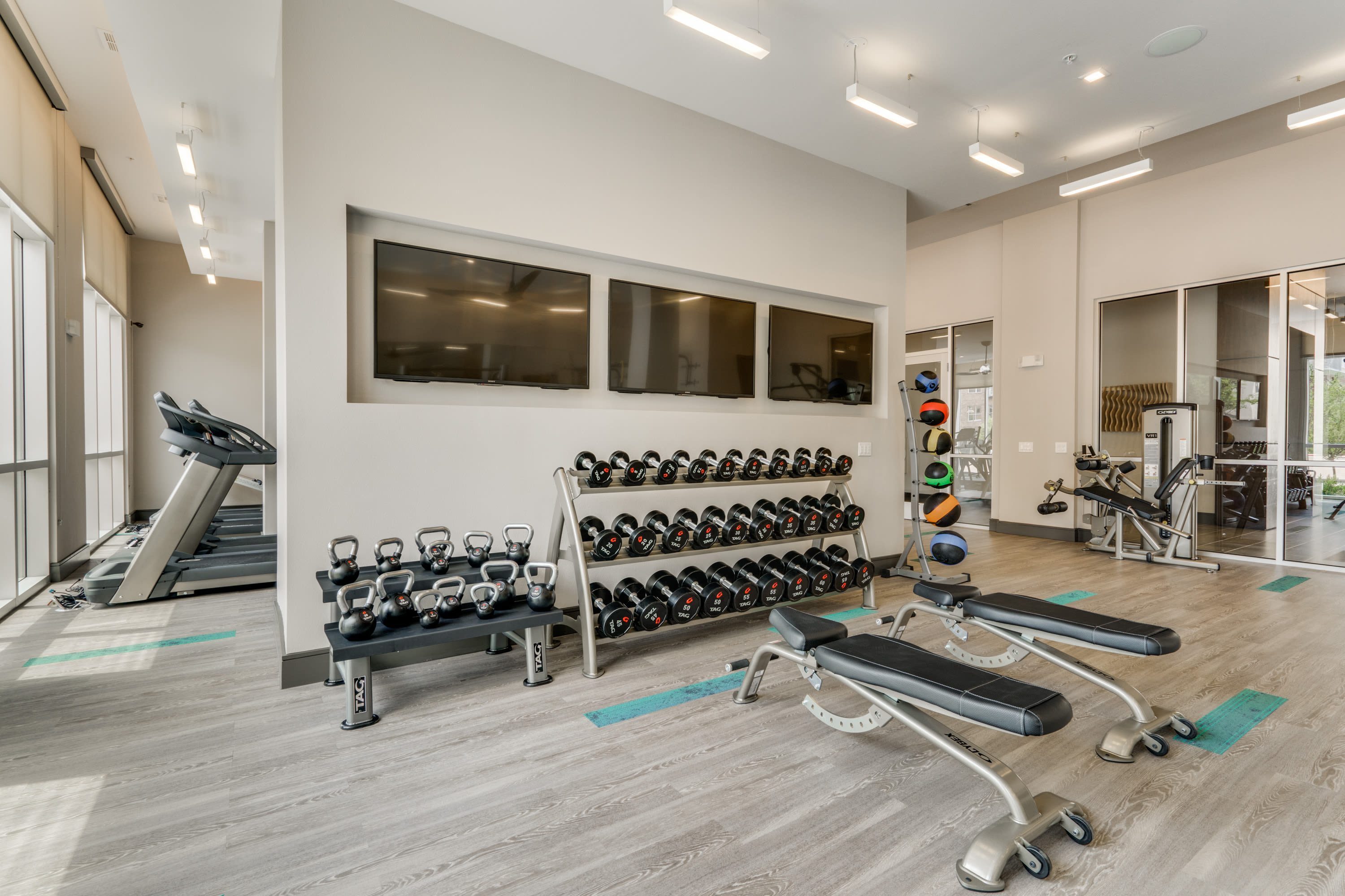 Community gym at 801 LasCo in Irving, Texas