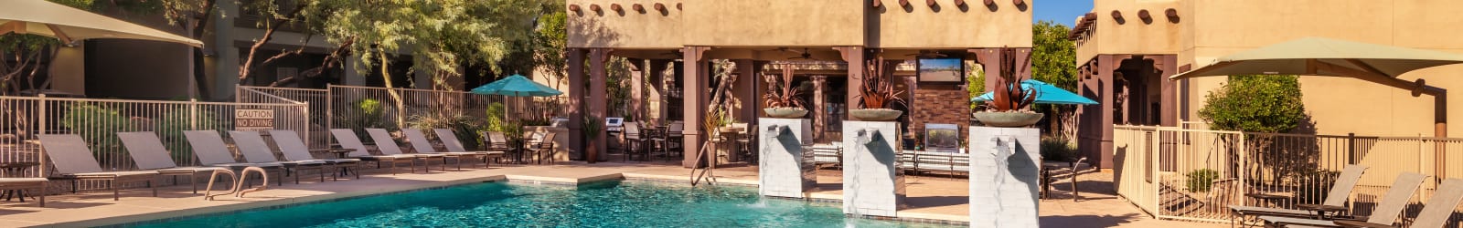 Parking at Las Colinas at Black Canyon in Phoenix, Arizona