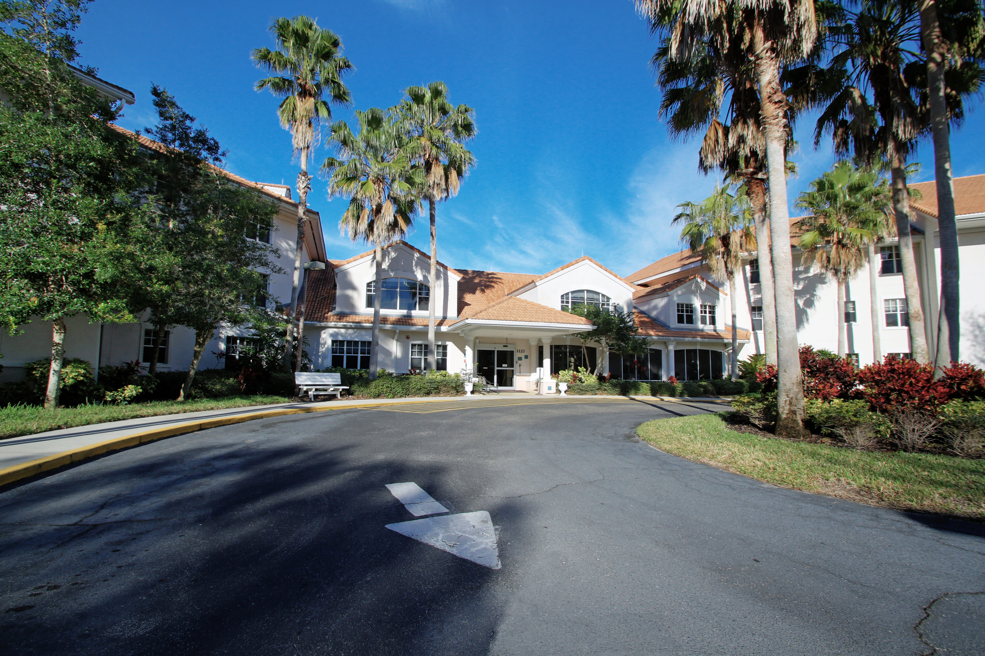 Senior living at Sunset Lake Village Senior Living in Venice, Florida