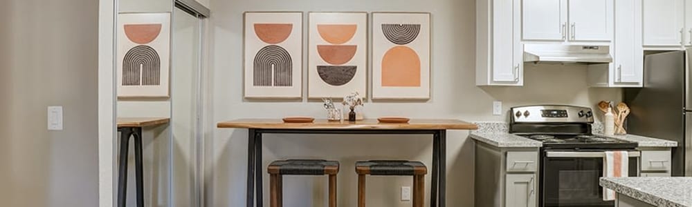 Dining table at Austin Commons Apartments in Hayward, California