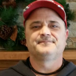 Kerry Davis, Maintenance at Applewood Pointe Shoreview in Shoreview, Minnesota