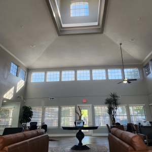 Sunny and inviting hot tub at Lakeview in Fort Worth, Texas