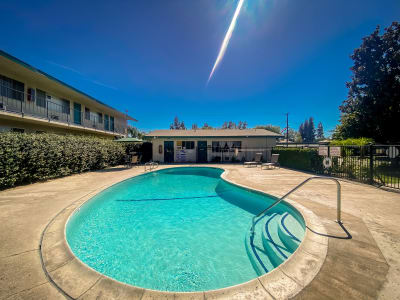 View amenities at Golden Oaks in Riverside, California