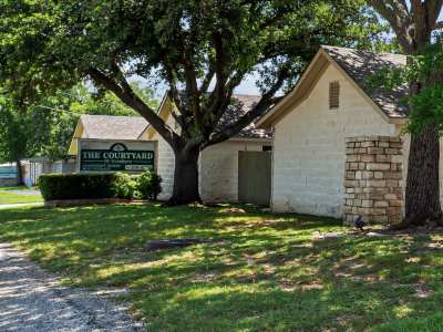 View neighborhood information for Courtyard Apartments And Storage in Granbury, Texas