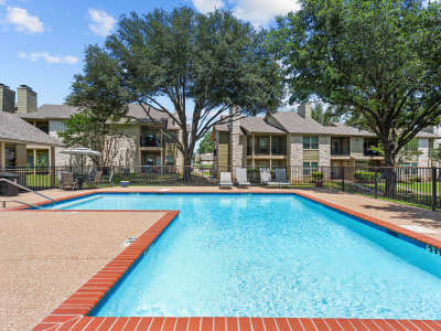 View amenities at Courtyard Apartments And Storage in Granbury, Texas