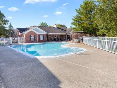 Tyler's Creek Townhomes offers a wide variety of amenities in Fairfield, Ohio