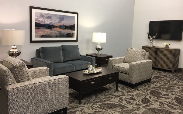 We have plenty of warm and cozy common areas at Pilot Butte Rehabilitation Center in Bend, OR.