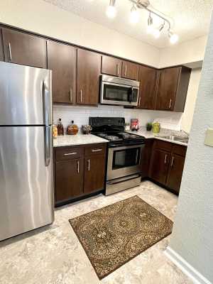 Modern kitchen and appliances at The Abbey at Inverness in Birmingham, Alabama