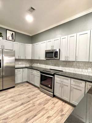  Modern kitchens and appliances at The Abbey at Energy Corridor in Houston, Texas