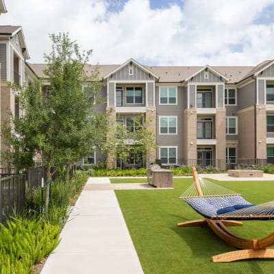 Courtyard lounge at Bellrock Market Station in Katy, Texas