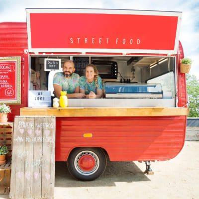Food cart with two inside near Lyford Apartments in Tiburon, California