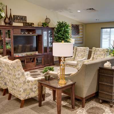 Community area of Mt Bachelor Assisted Living and Memory Care in Bend, Oregon