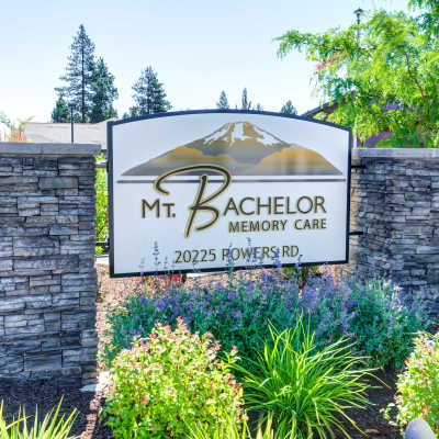 Welcome to at Mt Bachelor Assisted Living and Memory Care in Bend, Oregon