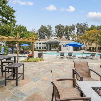 Exterior firepit with seating Arioso in Cupertino, California