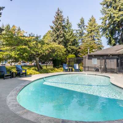 Poolside loungers at Alder Bellevue in Bellevue, Washington