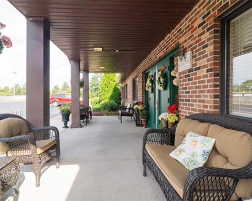 Outdoor common areas at Trustwell Living at Clyde Gardens Place in Clyde, Ohio