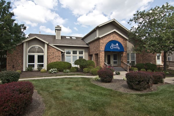 Great neighborhood at Perry's Crossing Apartments in Perrysburg, OH