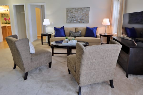 Take a virtual tour of a one bedroom apartment at The Apartments at Diamond Ridge in Baltimore, Maryland