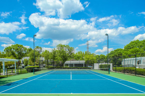 Tennis court at Steward's Crossing Apartment Homes in Lawrenceville, New Jersey