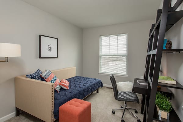 Take a virtual tour of a two bedroom apartment at Woodland Acres Townhomes in Liverpool, New York