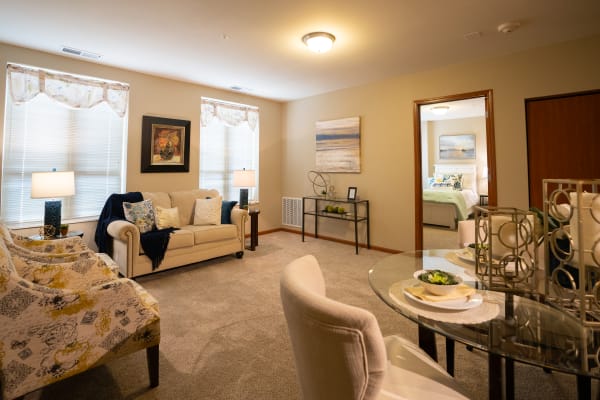 Senior Assisted Living Apartment Living Room & Dining Room at Aurora on France in Edina, MN.