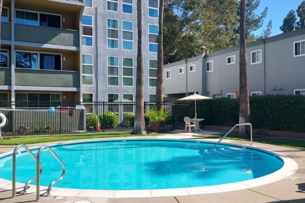 Swimming pool at Lakeshore Apartments in Concord, California