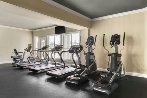 Enjoy a resident gym at Chattahoochee Ridge | Apartments in Atlanta, Georgia