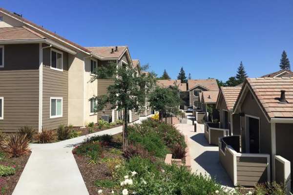 Exterior community at The Oaks At Hackberry in Sacramento, California