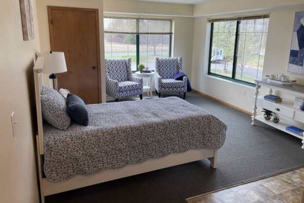 Studio Apartment