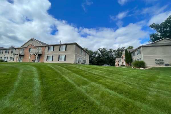 Reviews at Victoria Pointe Apartments in Jackson, Michigan
