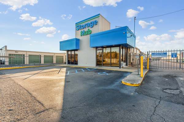 Storage facility Street View at Key Storage