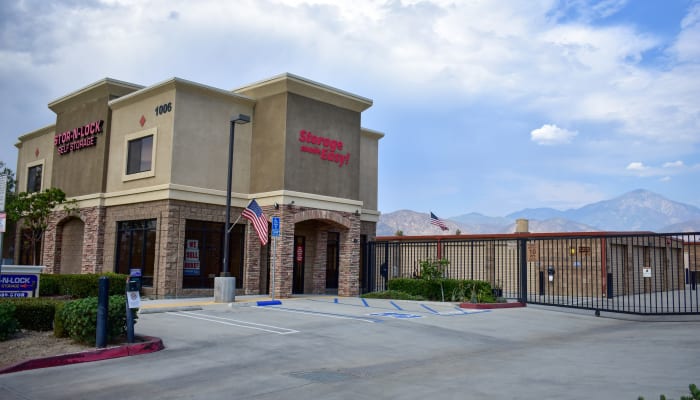 The  front office exterior at a STOR-N-LOCK Self Storage location