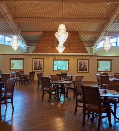 Tableset in the dining room at Clearview Lantern Suites in Warren, Ohio