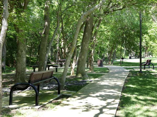 Nice walking path near Villas at Parkside in Farmers Branch, Texas