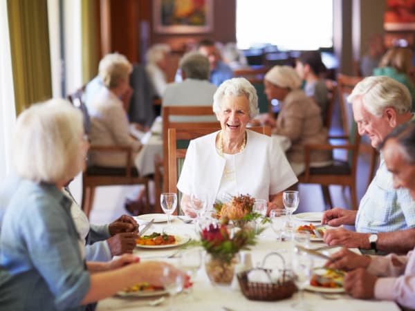 A group of residents eating at Patriots Landing in DuPont, Washington. 